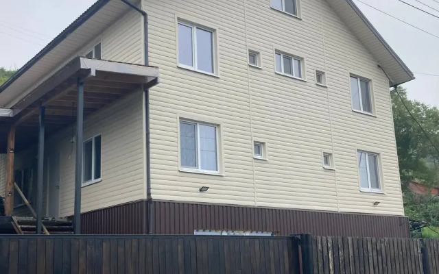 Kraft House Kamchatka Guest House