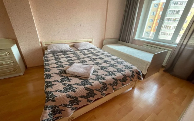 Na Petra Yermolaeva 1 Flat