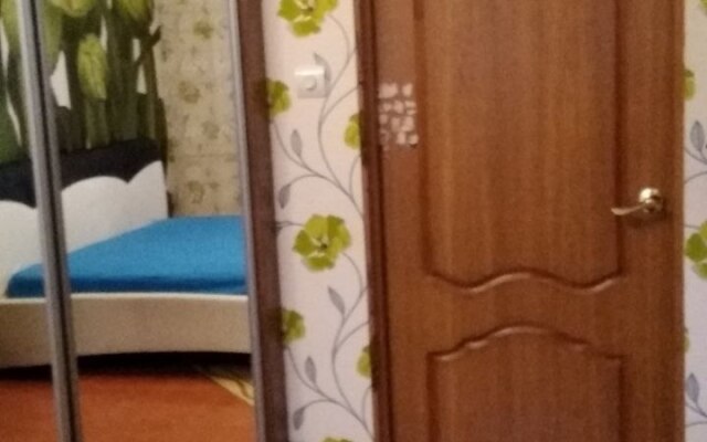 Апартаменты Двухкомнатная квартира на Бровцева 15