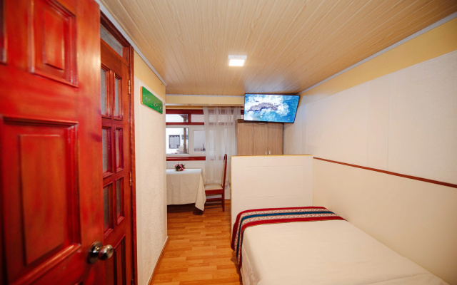 Avraham Hotel