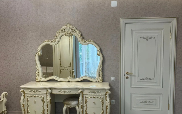 Vozle TSentralnogo Rynka Flat