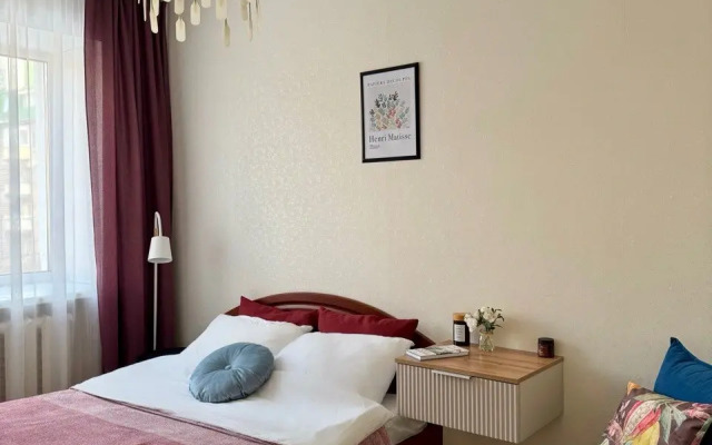 Kremlevskaya 25 3kh Komnatnaya Apartments