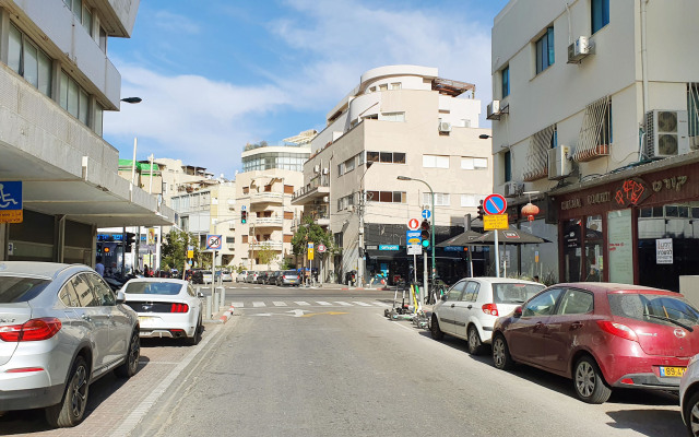 Beach Side TL53 Apartments