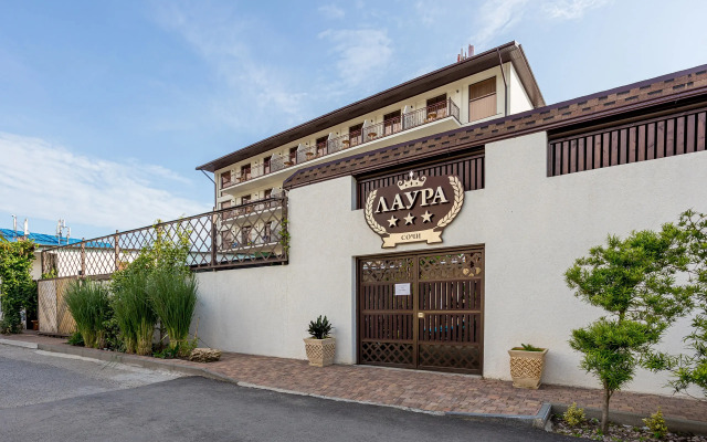 Laura Sochi Guest House