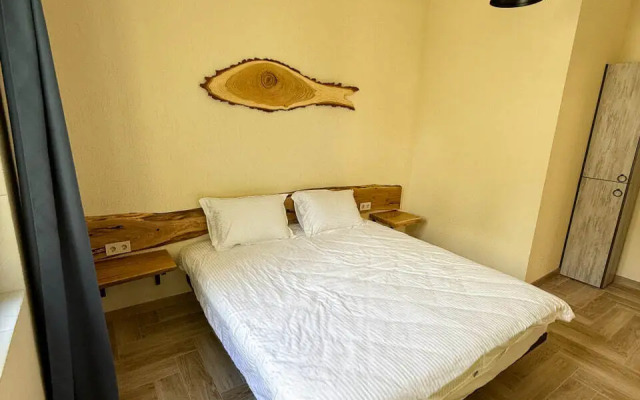 Na Shakhtyorov 28 (3) Private House
