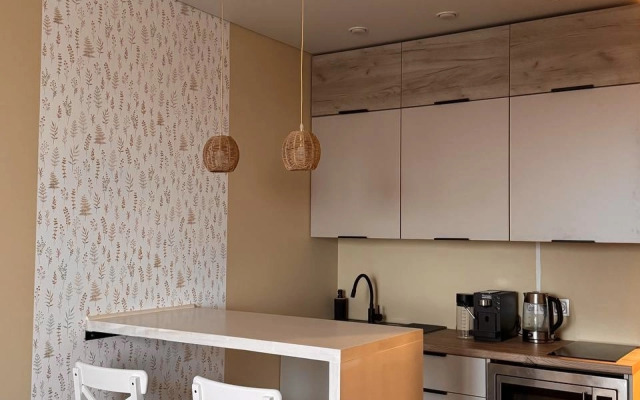 Квартира студия с лоджией и видом на лесной массив