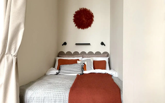 Квартира Стильная видовая студия в центре