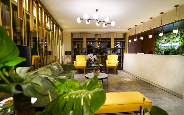 Fragments Hotel