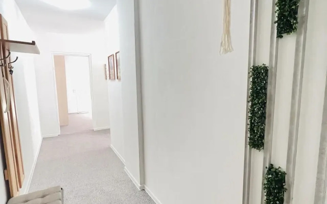 Ryadom s Yuzhnym Vokzalom Flat
