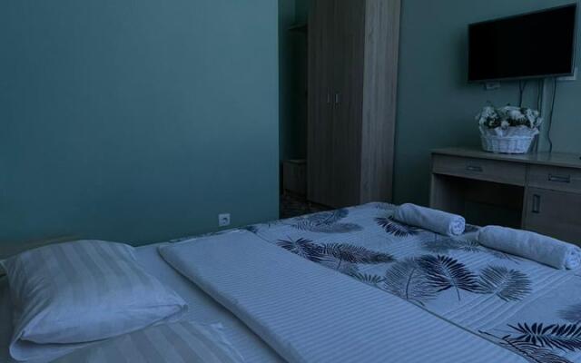 Elysian Mini-Otel