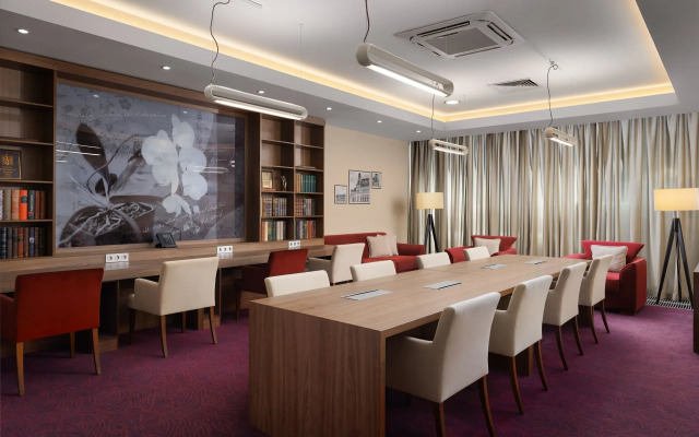 Отель Hampton By Hilton Москва Строгино