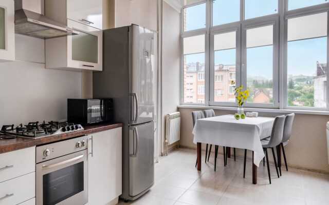 Квартира класса Комфорт в центре спальня + гостиная от Piligrim-KMV