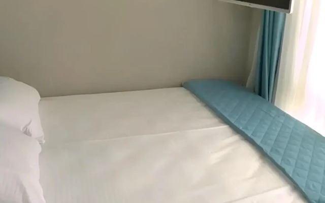 Studiya v Nizhneimeretinskoy Bukhte Flat