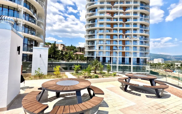 LS-Orange Apartments