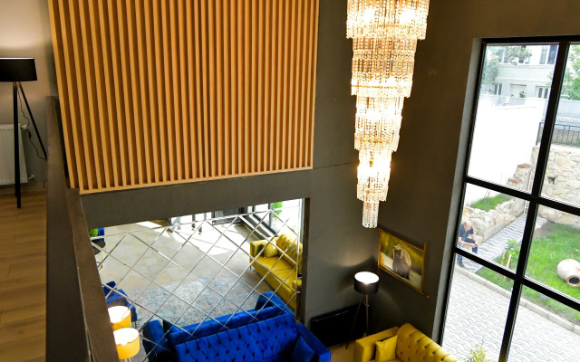 Hill Hotel Kutaisi Hotel