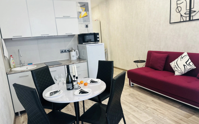 Na Naberezhnoy Apartments