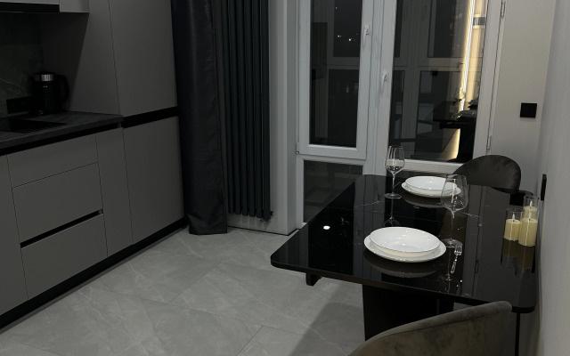 Квартира с дизайнерским ремонтом в ЖК Римские каникулы