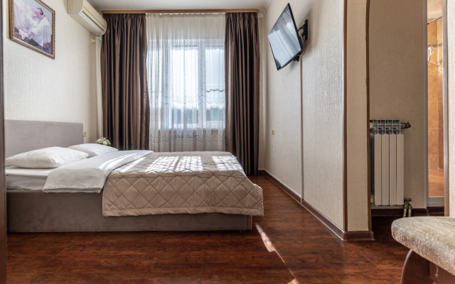 VIVA Larisa Guest House