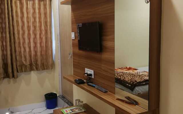 New Pathik Hotel