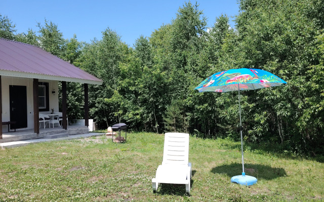 Domik Okolo Ozyora Private house