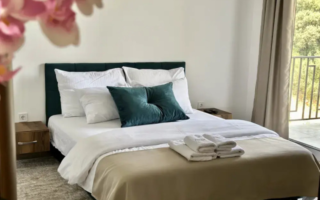 Akhdar Apart-Hotel