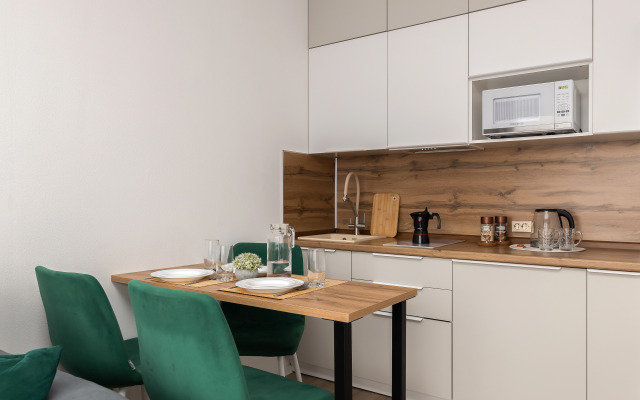 Квартира Домостроительная 2