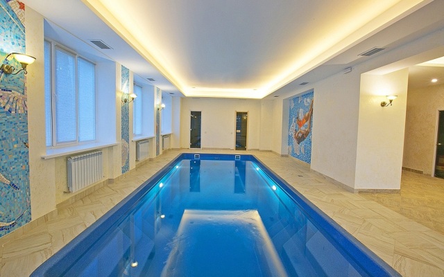 Dom Pionerov Hotel-Museum