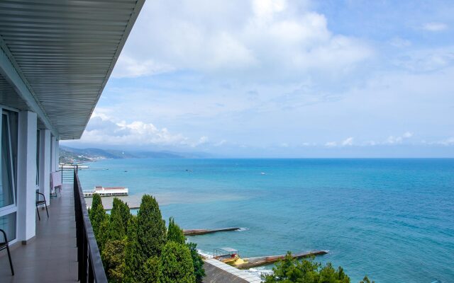 Paradise Hotel