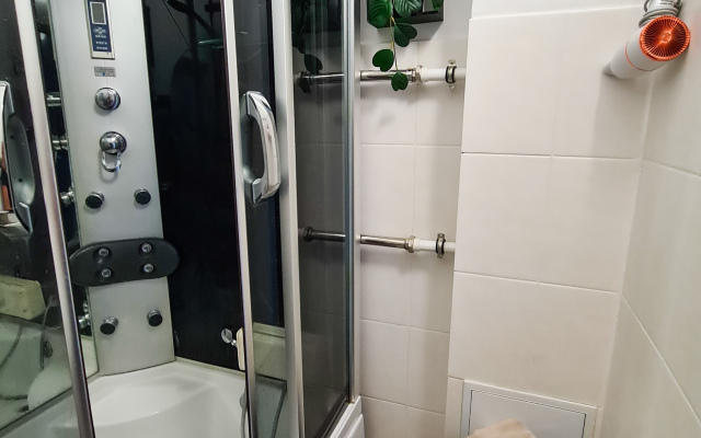 Апартаменты Тундровая 12 трехкомнатная