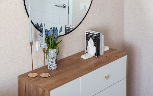 Classic Studio V Yanino Flat