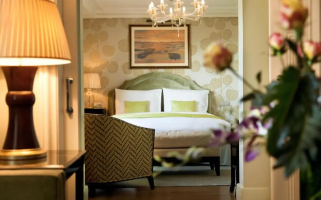 Ночлег и завтрак (B&B) Kempinski Nile Garden City Cairo