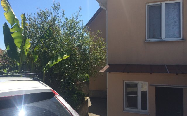 Gosti Guest House