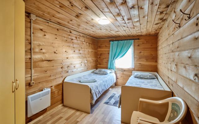 Гостевой дом Летний домик из кедра с баней