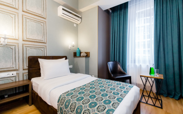 Diamond Dat Exx Company Hotel