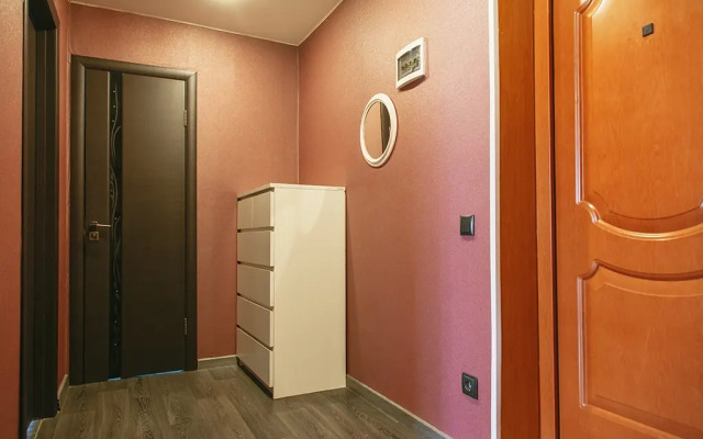 Апартаменты Пять Звёзд у Офиса Транснефть-Сибирь