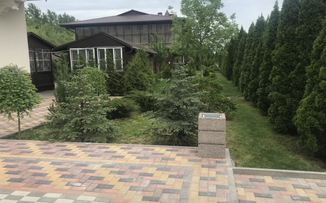 Goluboe Ozero Hotel
