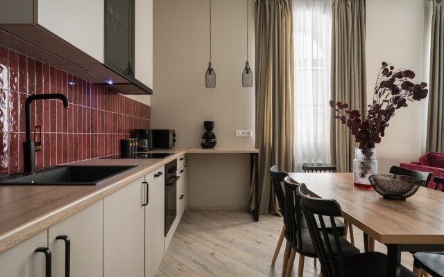 Квартира Трехкомнатная на Канале Грибоедова