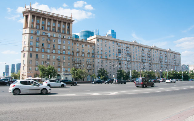 Апартаменты Квартира рядом с домом Брежнева