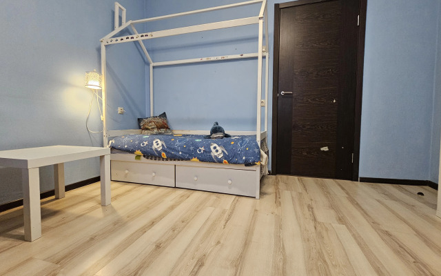 Bolshaya Kvartira Na Borisovke Zona Komforta Flat