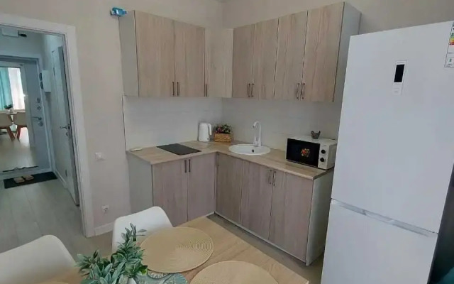 Квартира с Бacсeйнoм в Живoпиcнoм Мeсте ЖК Нolidаy Hоuse 109