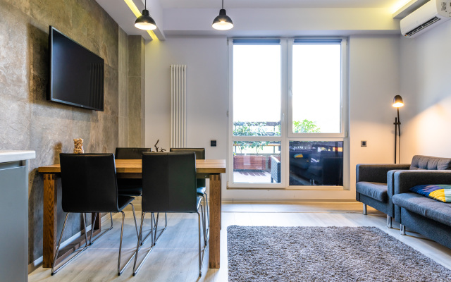 Oplot - Uluchshennyj lyuks s terrasoj 1 Apartments