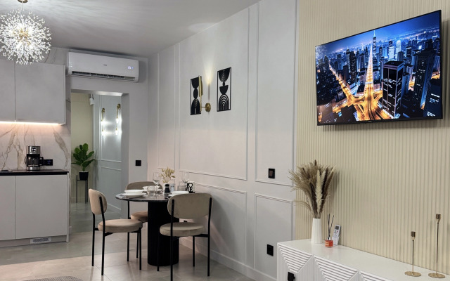 Milada Apartments