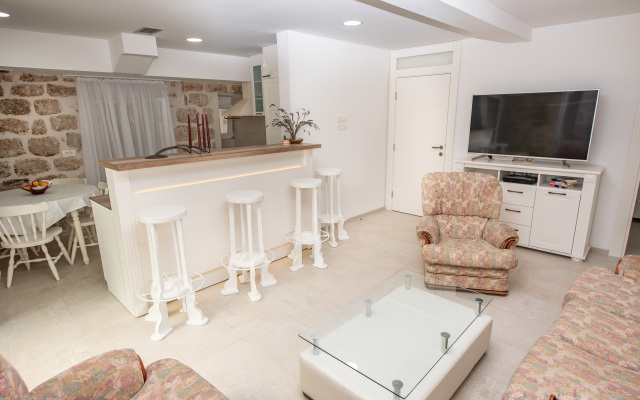 Djurisic Guest House