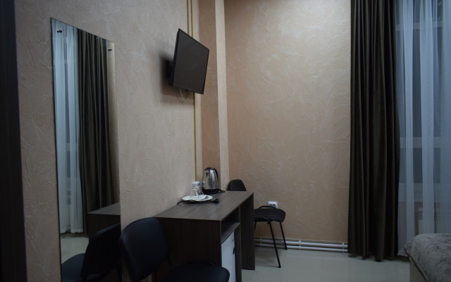 Centr City Hotel