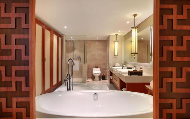 The Bandha Hotel & Suites