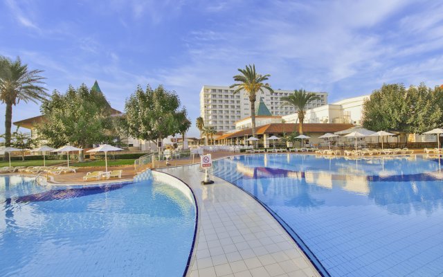 Salamis Bay Conti Resort Hotel