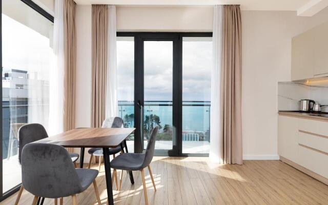 Next Green Aparthotel Official