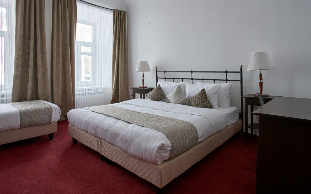 Palaty Khovanskikh  Butik-hotel