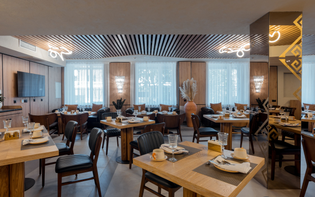 Hotel Qazaq Premium