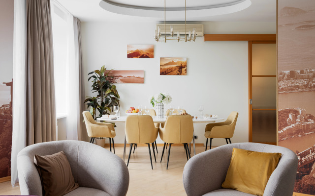 GM Solnechnaya Trekhkomnatnaya v dvuh shagah ot Naberezhnoj Apartments